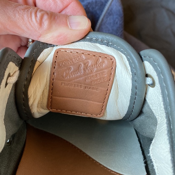 Men’s Converse leather Chuck Taylor - Picture 3 of 5